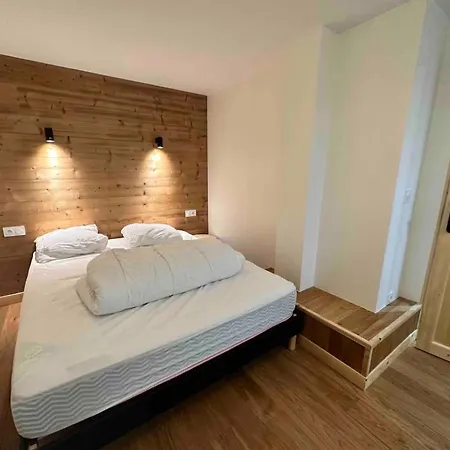 Le Balcon Du Louron Apartment
